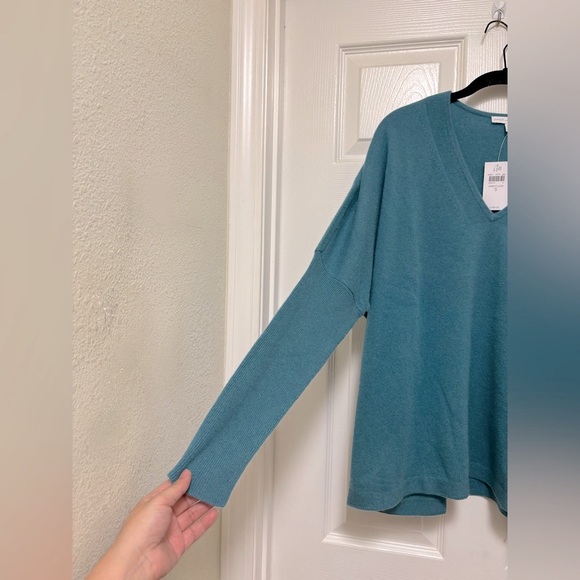 NWT J.Jill Pure Jill Recycled Cashmere V-Neck Sweater - Picture 6 of 9